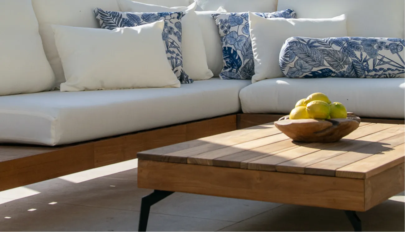 מגוון סוגי עץ וטכניקות גימור